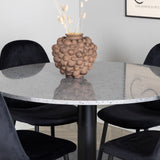 Jídelní stůl Razzia 106 cm - Šedá Terazzo / Jídelní židle Black+Polar - Černé nohy / Black Velvet_4