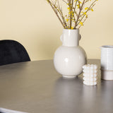 Jídelní stůl Piazza – přírodní / tmavě šedý stříkací kámen + jídelní židle Polar – černé nohy / černý samet _4