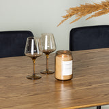 Jídelní stůl Isolda 140*75 – přírodní / přírodní MDF + noční jídelní židle – černá / černý samet _4