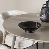 Jídelní stůl Plaza s jídelní židlí Agnes