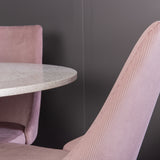Jídelní stůl Razzia 106cm -Bílá Terazzo / Černá +Leone jídelní židle - Černé nohy / Dusty PinkCorduroy _4