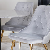 Jídelní stůl Razzia 106cm - Šedá Terazzo / BlackVelvet Deluxe jídelní židle - Br