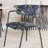 Estelle kulatý jídelní stůl ø106 H75 - bílá / černá + křeslo Arrow - černé nohy - černá květina s potiskem Fabric_4