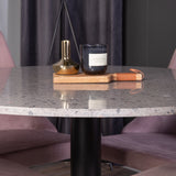 Jídelní stůl Razzia 106 cm - Šedá Terazzo / Černá + jídelní židle Leone - Černé nohy / Dusty PinkCorduroy _4