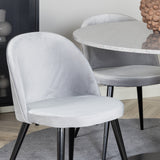 Razzia Jídelní stůl 106cm - Šedá Terazzo / Black+Velvet Matstol - Svart / Ljusg