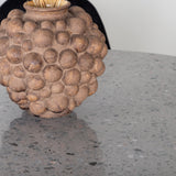 Jídelní stůl Razzia 106 cm - Šedá Terazzo / Jídelní židle Black+Polar - Černé nohy / Black Velvet_4