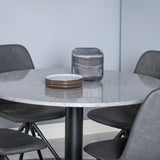 Razzia Jídelní stůl ø106cm - Šedá / Černá + Polar Jídelní židle s funkcí Spin - černá Nohy - Černá PU - Černá Stitches_4