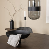 Kamenný kulatý jídelní stůl - černá / mocca dýha + jídelní židle Baltimore - černá / černý plast _4