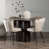 OliviaJídelní stůl-Mocca/MoccaVeneer+LimhamnLightChair-Black/BeigeVelvet_4
