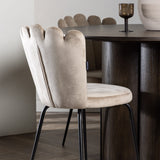 OliviaJídelní stůl-Mocca/MoccaVeneer+LimhamnLightChair-Black/BeigeVelvet_4