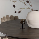 OliviaJídelní stůl-Mocca/MoccaVeneer+LimhamnLightChair-Black/BeigeVelvet_4