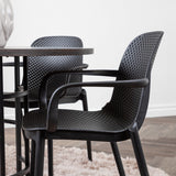 Jídelní stůl Copenhagen – černá / mocca dýha + jídelní židle Baltimore – černá / černý plast _4