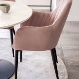 Kulatý jídelní stůl Estelle 106 cm Šedý mramor / Černé nohy + Komfortní jídelní židle 2-balení - Černé nohy / Dusty Pink Manšestr _4