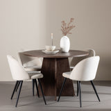 Bootcut jídelní stůl se sametovou jídelní židlí