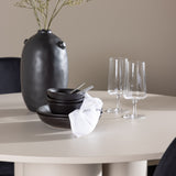 Jídelní stůl Olivia s jídelní židlí Polar