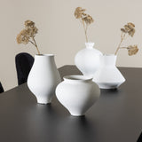 Jídelní stůl Ellis s jídelní židlí Polar