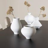 Jídelní stůl Ellis s jídelní židlí Polar