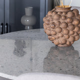 Razzia Jídelní stůl 106cm -Šedá Terazzo / Černá + Židle Polar - Šedá látka Černé nohy _4