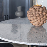 Razzia Jídelní stůl 106cm - Šedá Terazzo / Black+Velvet Matstol - Svart / Svart