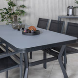 Jídelní stůl Virya - černý Alu / šedé sklo - velký stůl + stohovací židle Copacabana - Black/Black_6