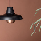 Závěsná lampa Högbyn, černá